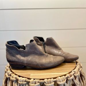 Paul Green Munchen Leather Booties Size 6 in US size